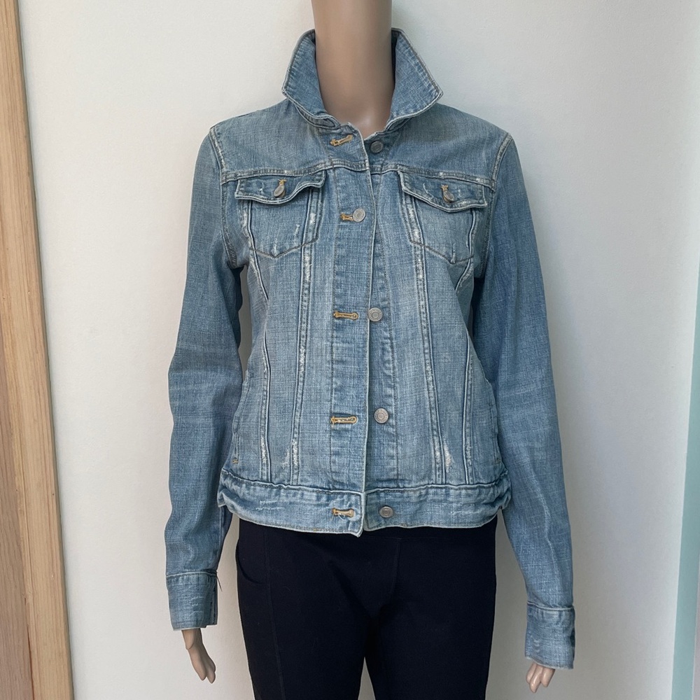 Gap Jean Jacket distressed